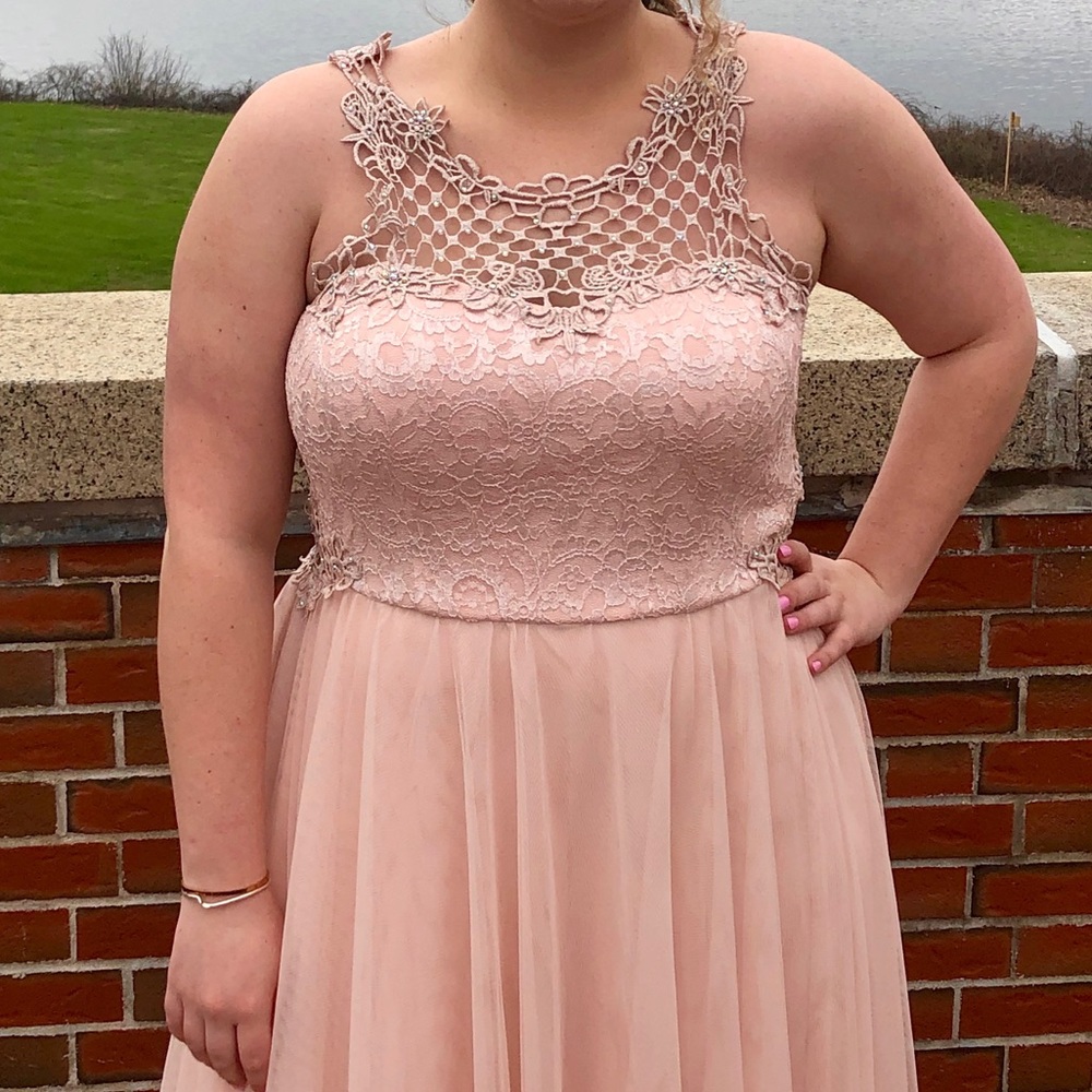 Beautiful Pink Prom Dress!